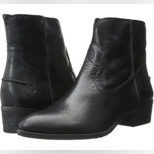 Frye Ray Seam Short Leather
Western Ankle Boots Booties Size 7M